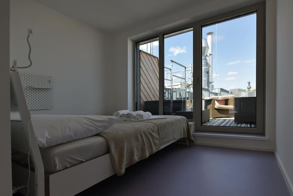 Julius 26 - Duplex 5 Mins To Center Apartment